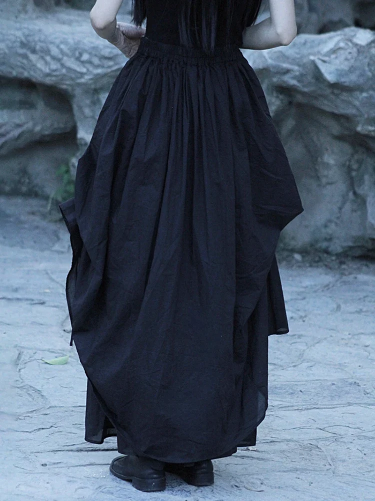 Layered Gothic Skirt – Black / White