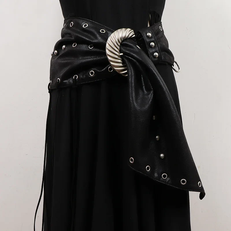 Rivet Belt