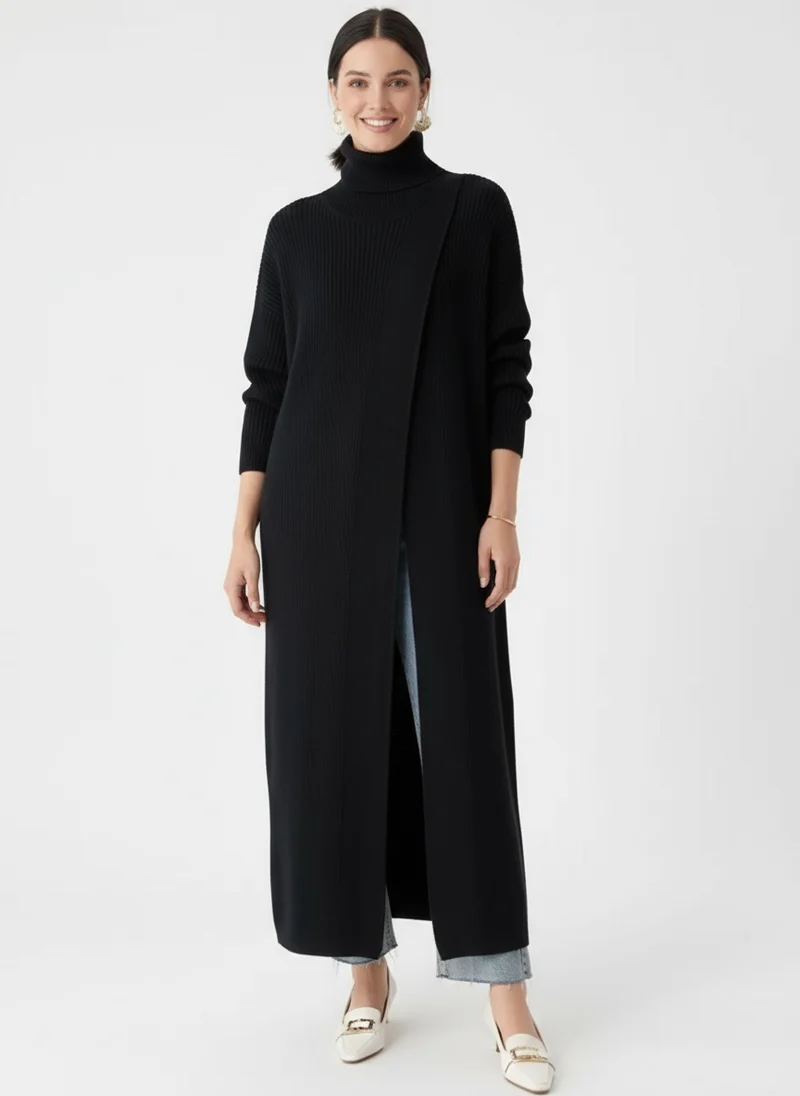Asymmetrical Split Turtleneck Pullover - Oversized Fit, Cozy Winter Essential