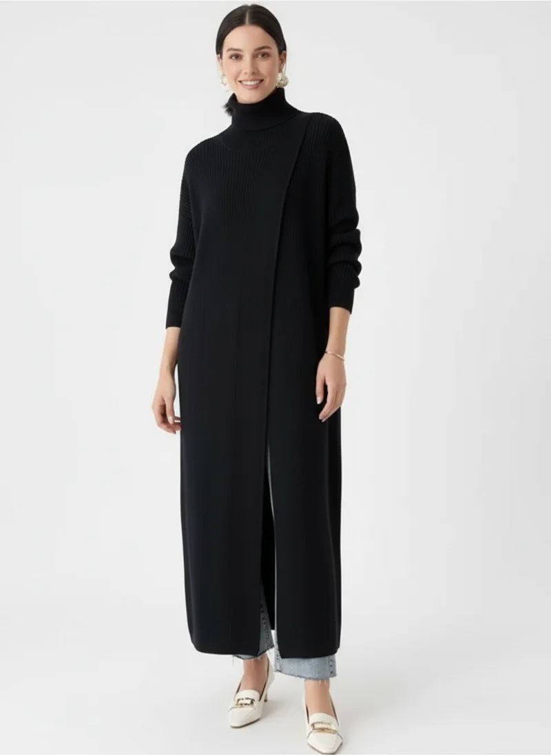 Asymmetrical Split Turtleneck Pullover - Oversized Fit, Cozy Winter Essential