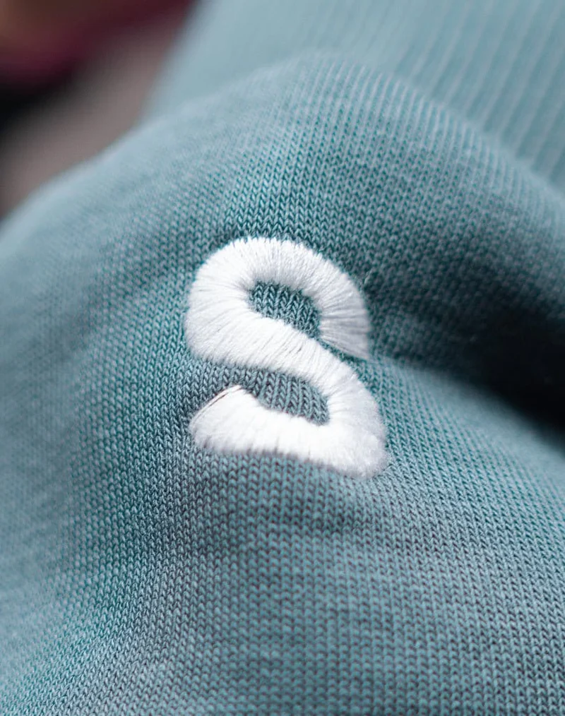 BASIC SWEATER (ICE BLUE)