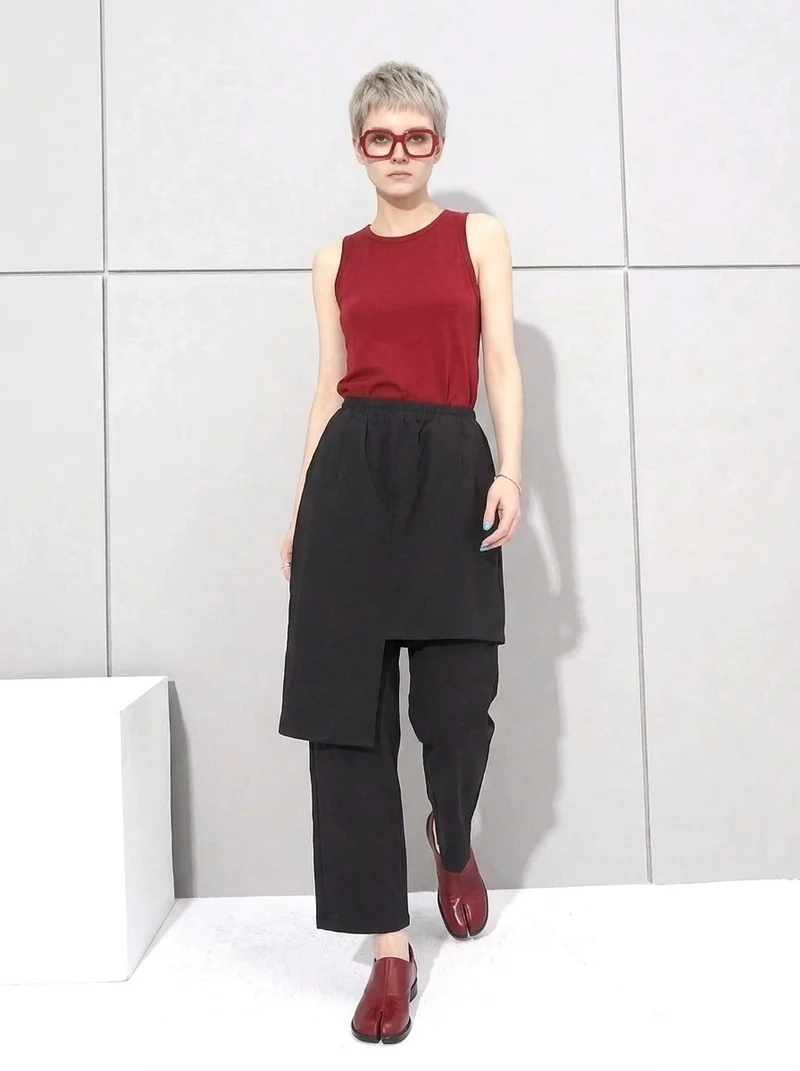 Re-launch Jazz up Irregular Design Capri Pants