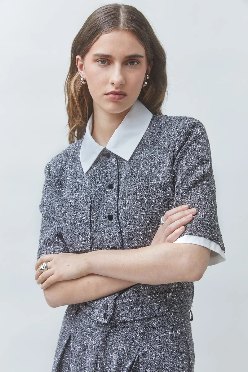 Veste courte scintillante à col chemisier Lino