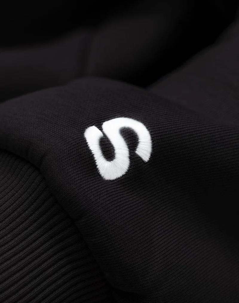 BASIC SWEATER (BLACK)