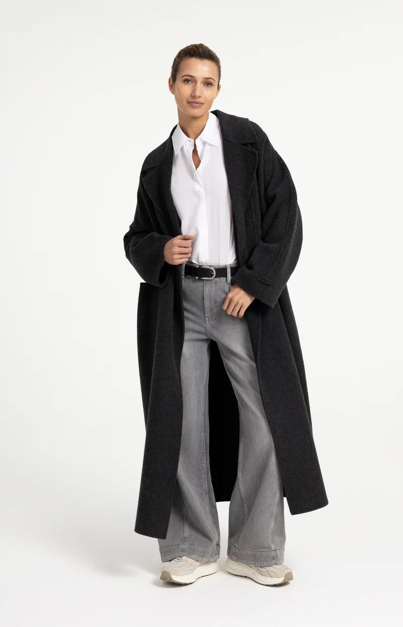 Manteau très long à coupe ample