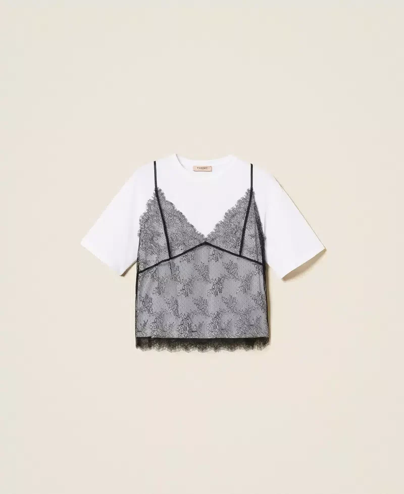 T-shirt avec camisole en dentelle