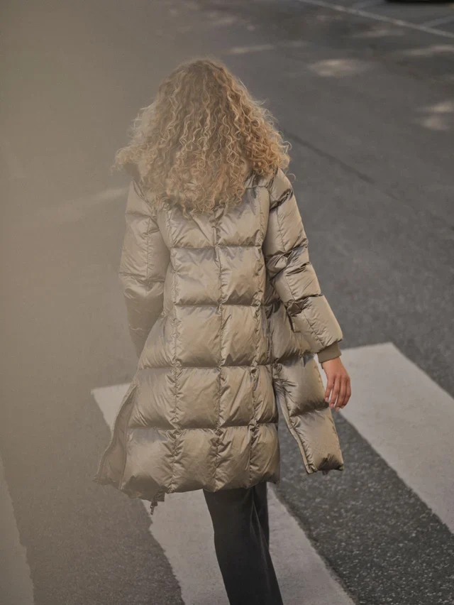 Manteau long matelassé à capuchon Nova