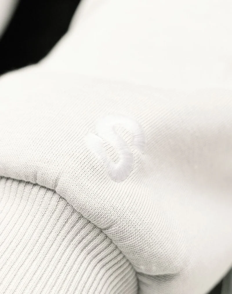 BASIC ZIP-HOODIE (CREAM WHITE)