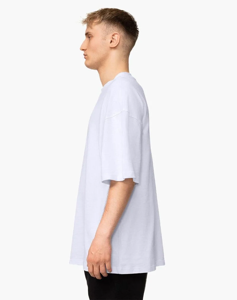 OVERSIZED TEE (WHITE)