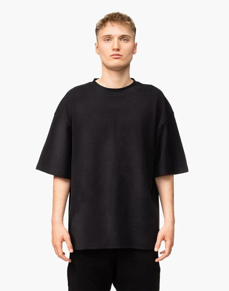 OVERSIZED TEE (BLACK)