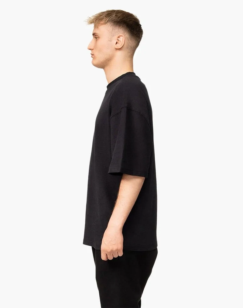 OVERSIZED TEE (BLACK)