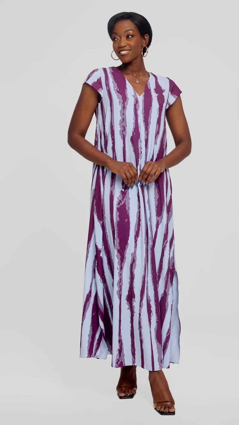 Vivo Kani Cap Sleeve Maxi Dress in Textured Crepe - Light Blue / Mulberry Tamasha Print