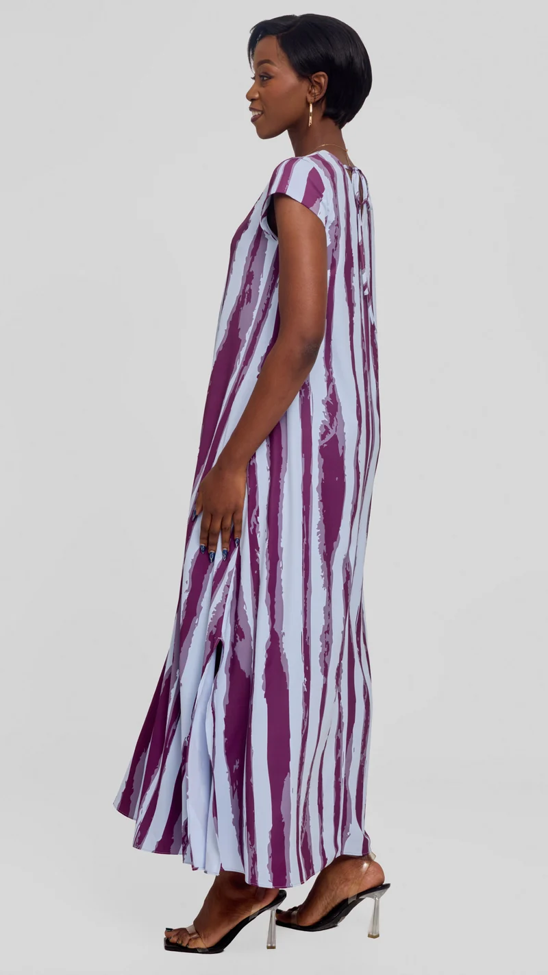 Vivo Kani Cap Sleeve Maxi Dress in Textured Crepe - Light Blue / Mulberry Tamasha Print