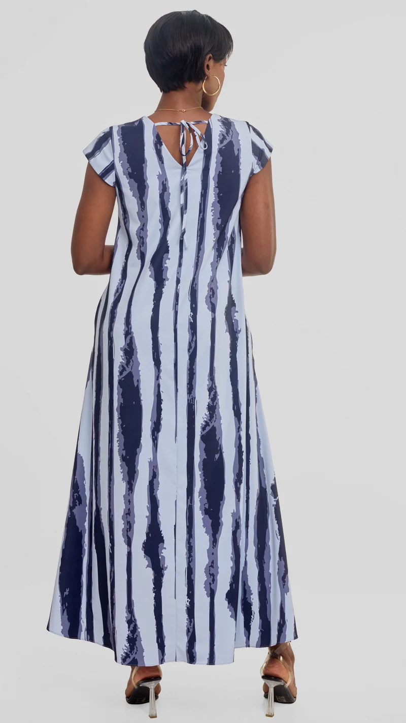 Vivo Kani Cap Sleeve Maxi Dress in Textured Crepe - Light Blue / Dark Navy Tamasha Print