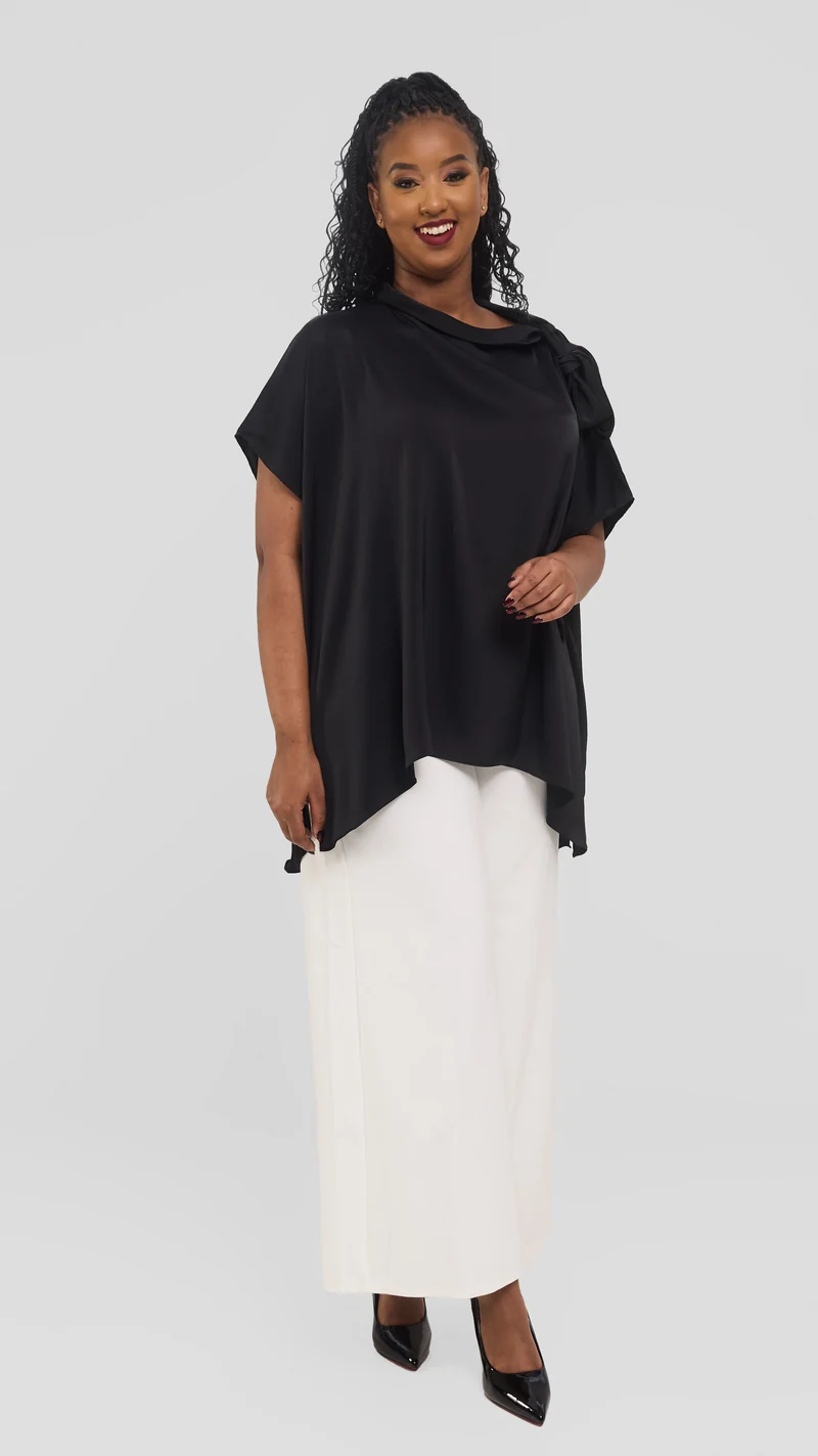 Vivo Takali Tunic Top in Textured Satin - Black