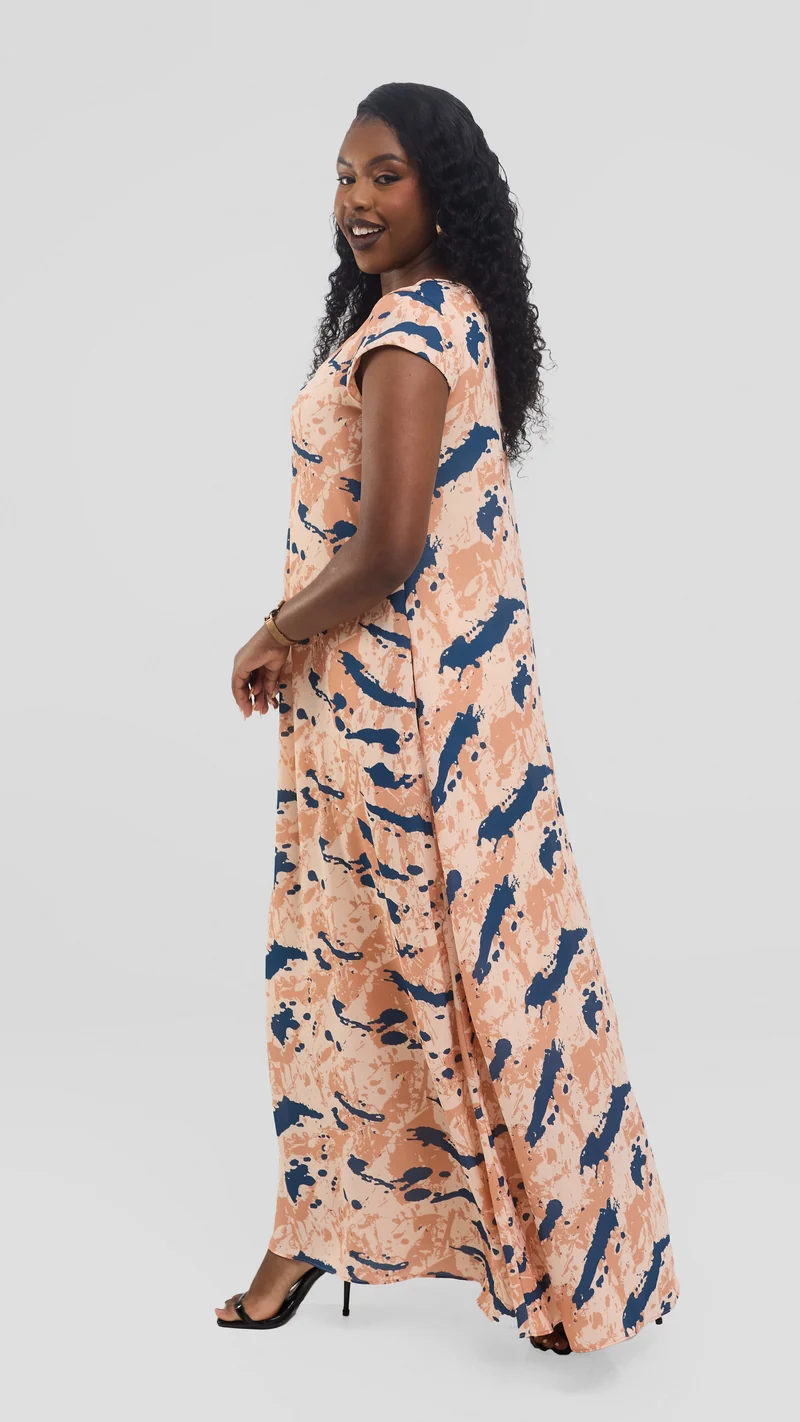 Vivo Sierra Maxi Dress in Chiffon - Light Peach / Peach Essia Print