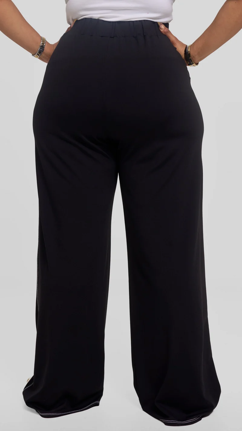 Vivo Contrast Stitch Straight Pants in Ponte - Black