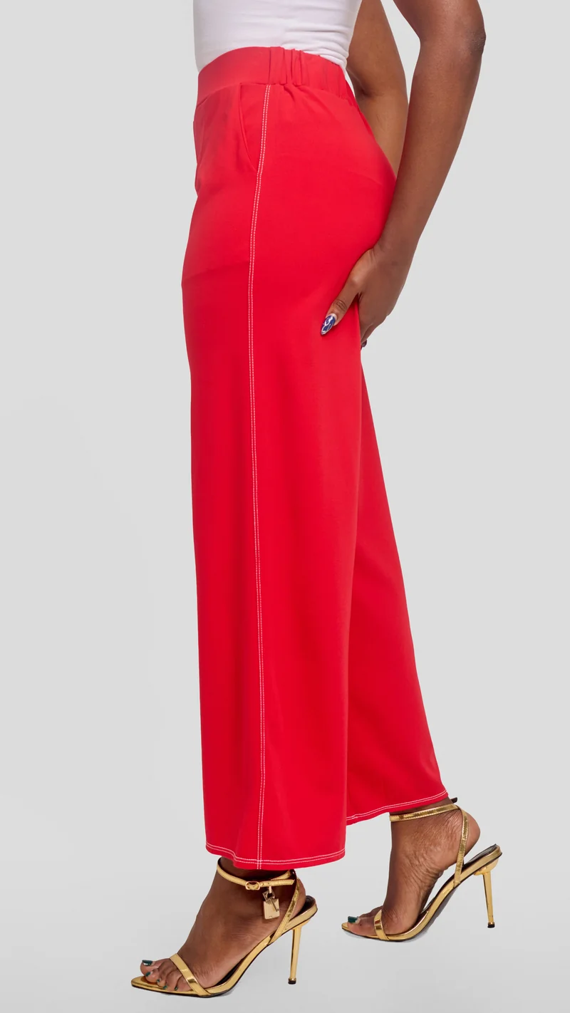 Vivo Contrast Stitch Straight Pants in Ponte - Red
