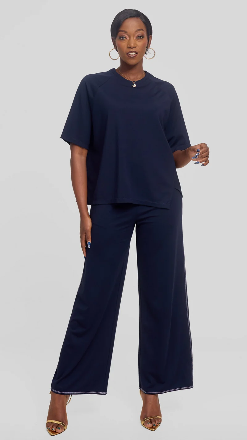 Vivo Contrast Stitch Raglan Sleeve Top in Ponte - Navy Blue