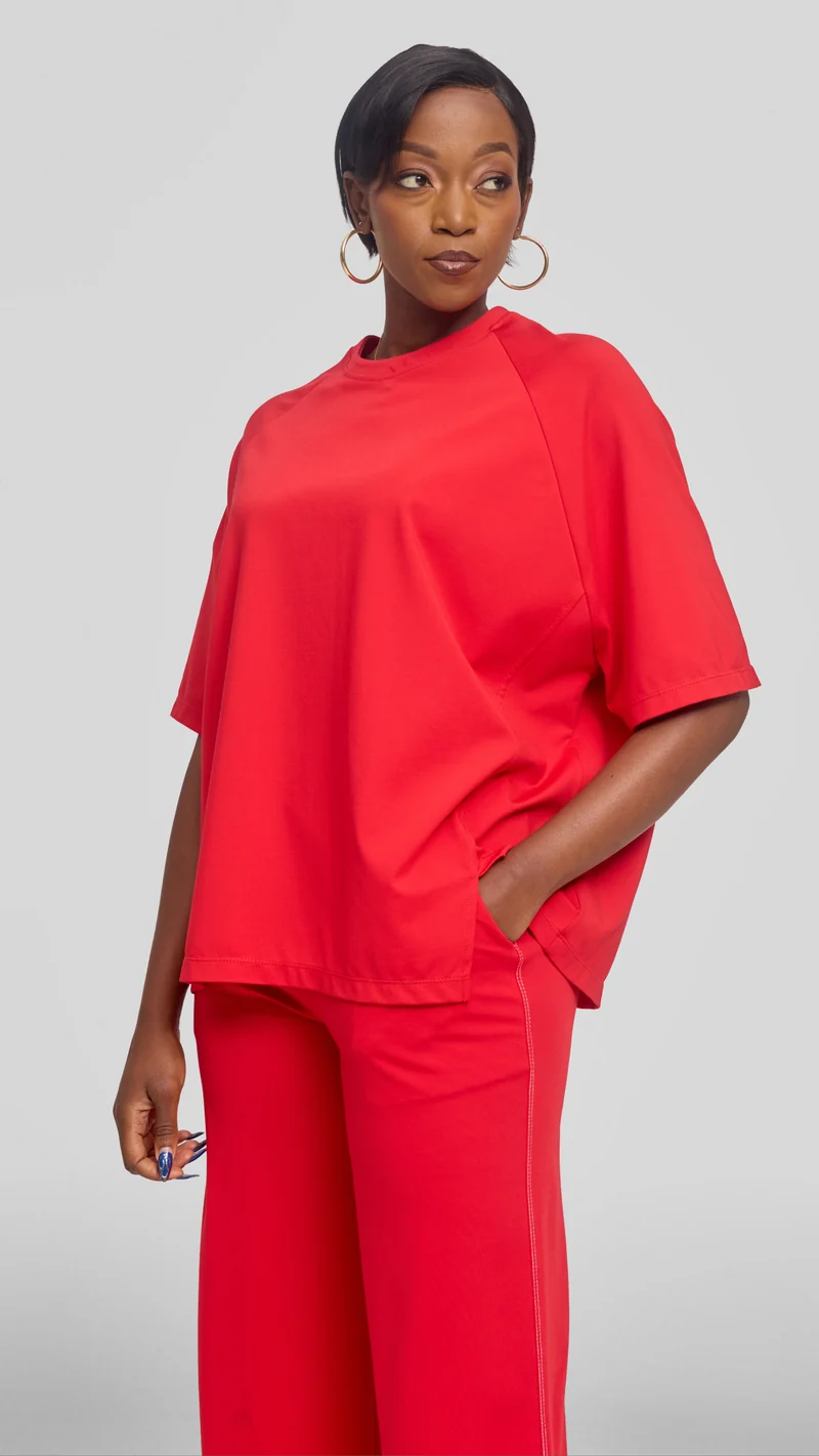 Vivo Contrast Stitch Raglan Sleeve Top in Ponte - Red