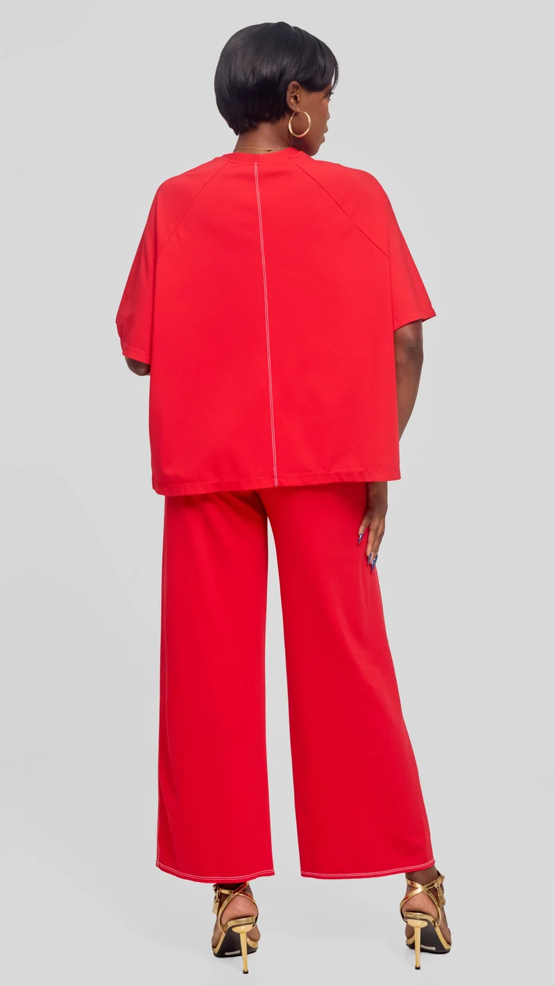 Vivo Contrast Stitch Raglan Sleeve Top in Ponte - Red