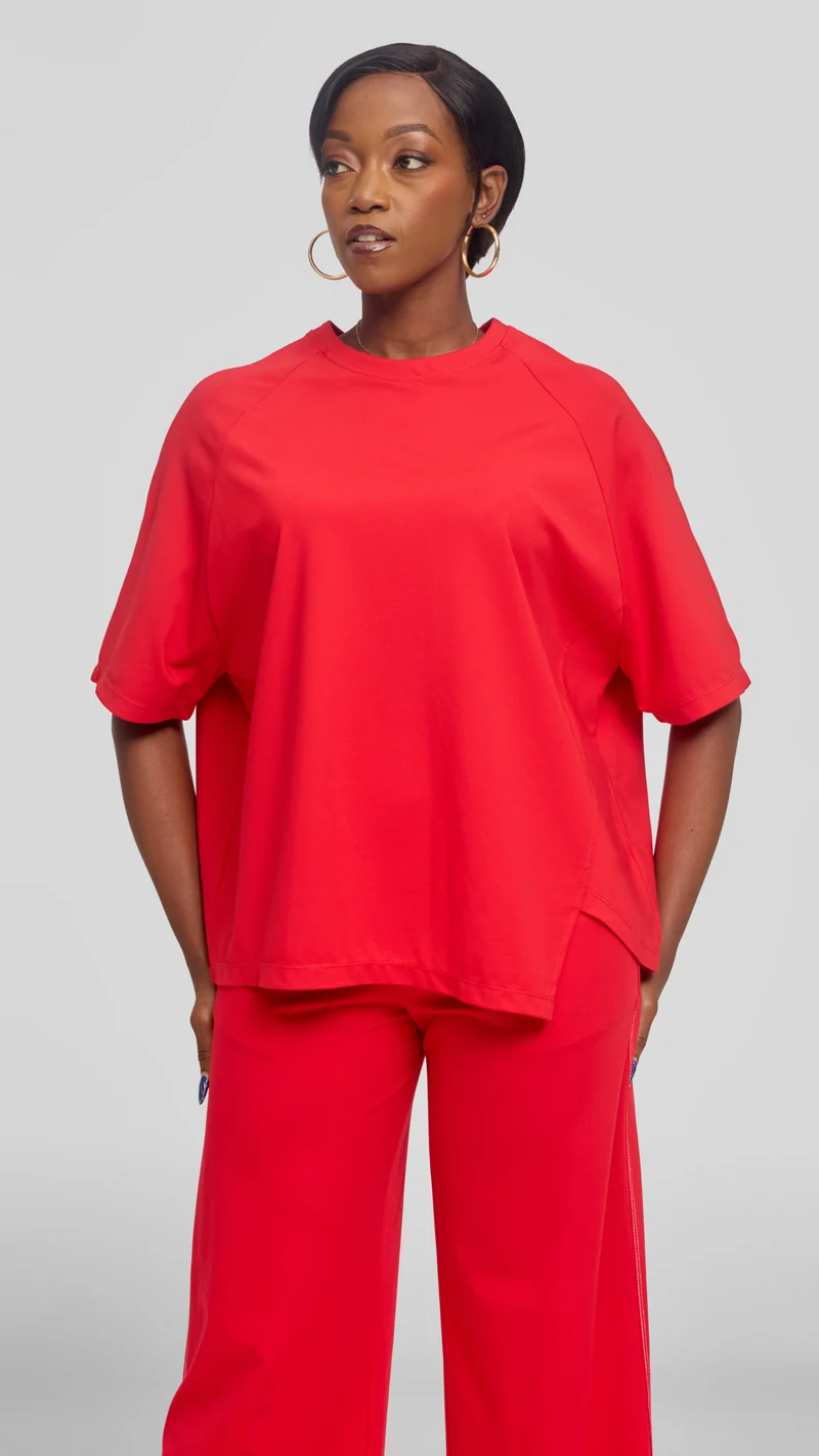 Vivo Contrast Stitch Raglan Sleeve Top in Ponte - Red
