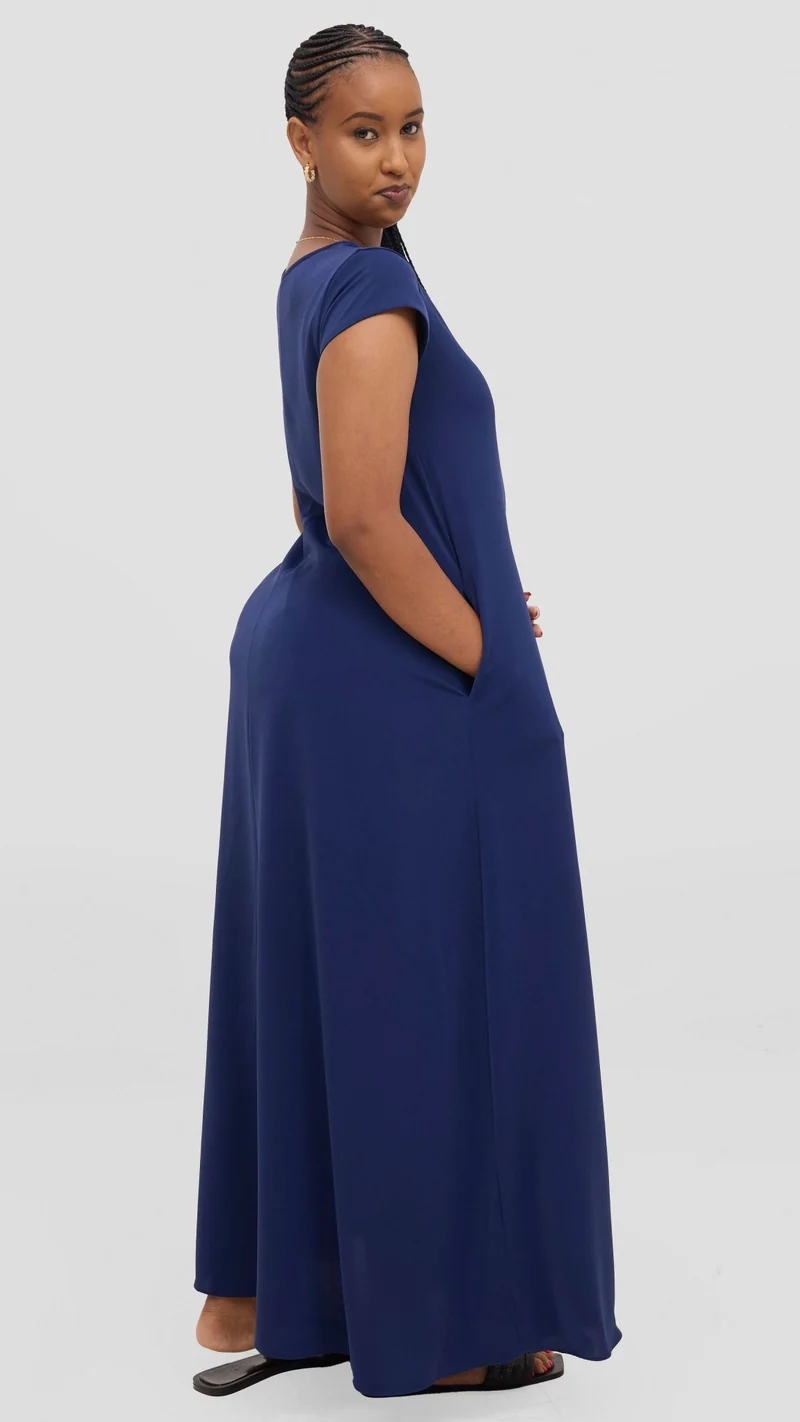 Vivo Basic Round Neck Maxi Dress in Crepe - Navy