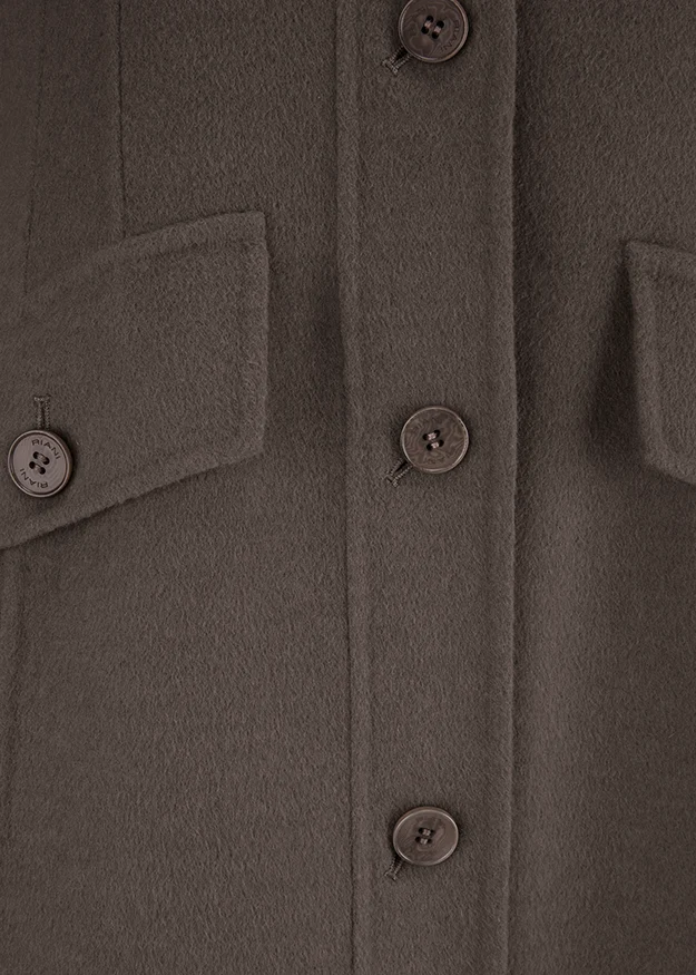Manteau long en laine à poches à rabat