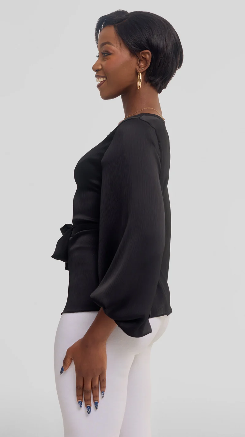 Vivo Izzy Bishop Sleeve Top in Textured Satin - Black