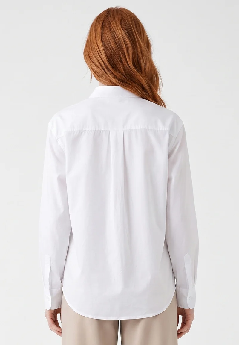 Hemdbluse aus Bio-Baumwolle im Popeline-Gewebe
