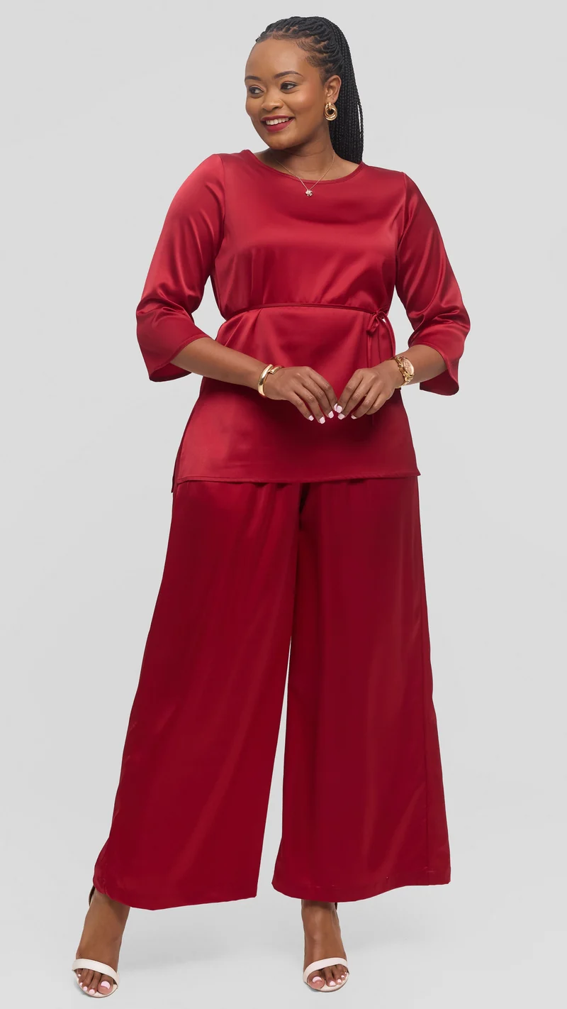 Vivo Gathered Waist Pants in Satin - Dark Red