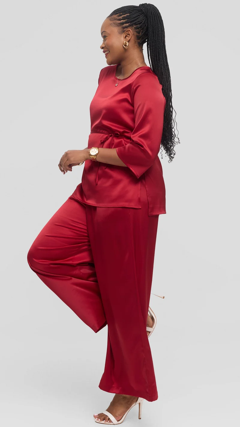 Vivo Gathered Waist Pants in Satin - Dark Red