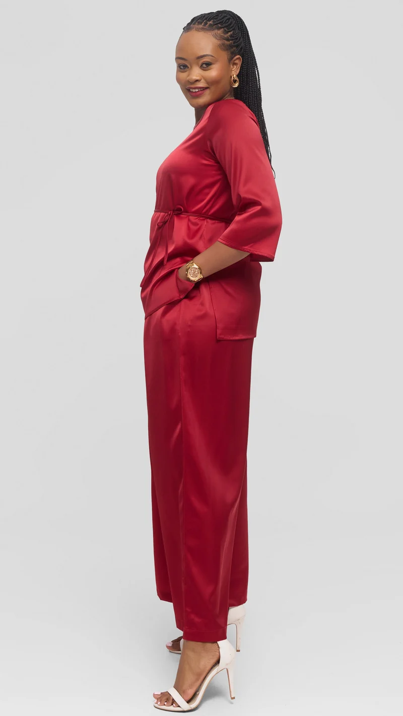 Vivo Gathered Waist Pants in Satin - Dark Red