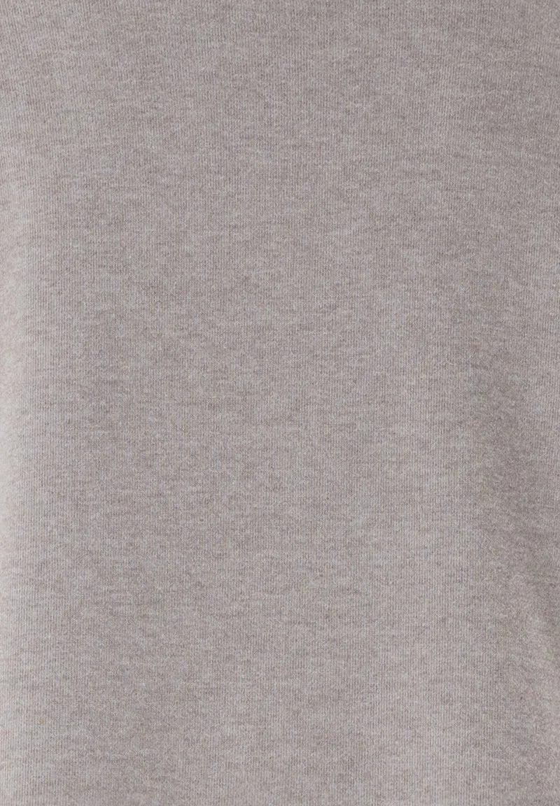Straight-Hose aus recyceltem Polyester und Bio-Baumwolle