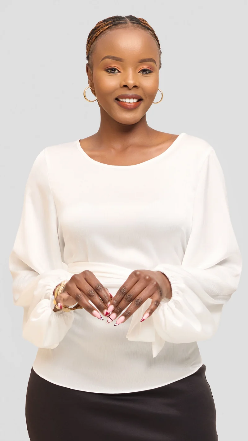 Vivo Izzy Bishop Sleeve Top in Textured Satin - Off White
