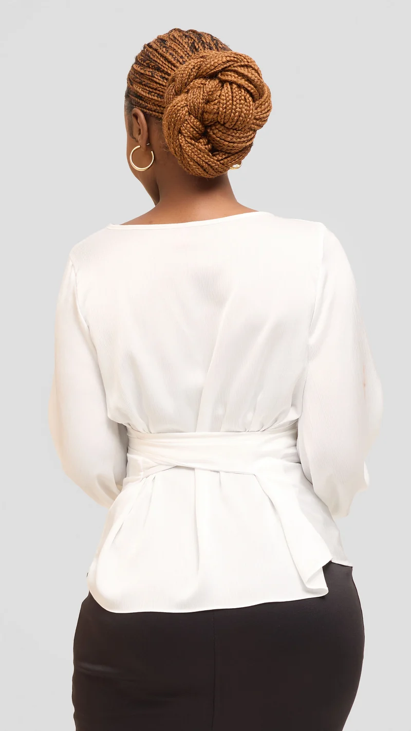 Vivo Izzy Bishop Sleeve Top in Textured Satin - Off White