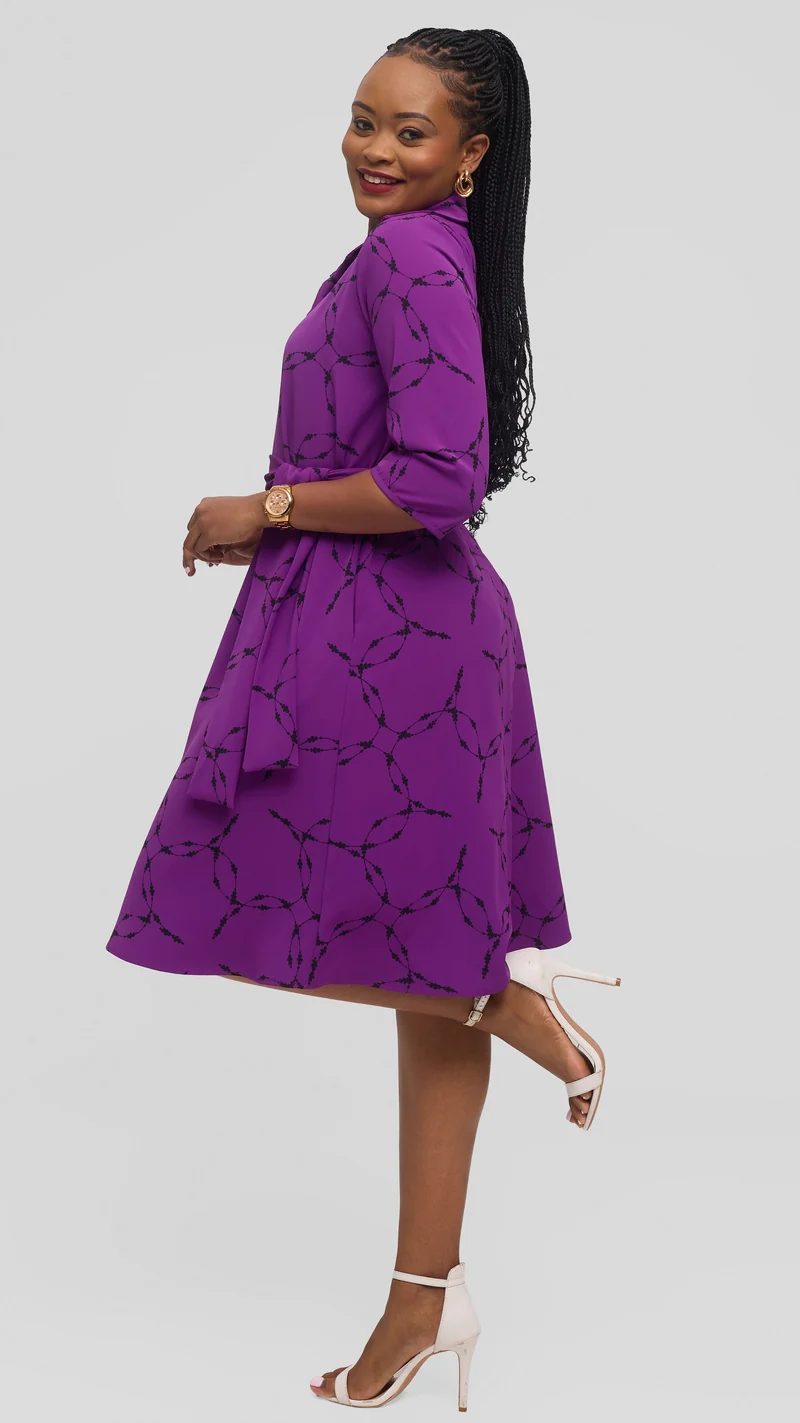 Vivo Zuri 3/4 Sleeve Knee Length Dress in Crepe - Purple / Black Shina Print