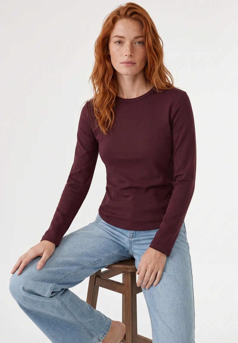 Slim-Fit-Longsleeve aus Bio-Baumwolle