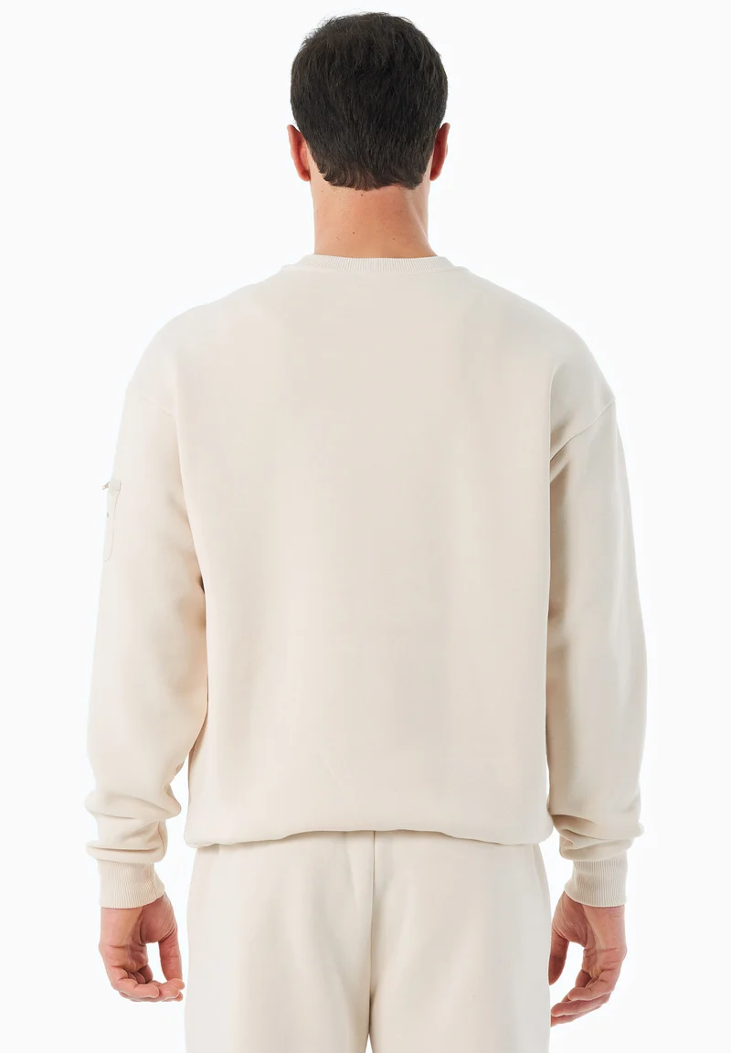 SAYLORR | Essentials Travel Unisex Sweatshirt aus Bio-Baumwolle und recyceltem Polyester