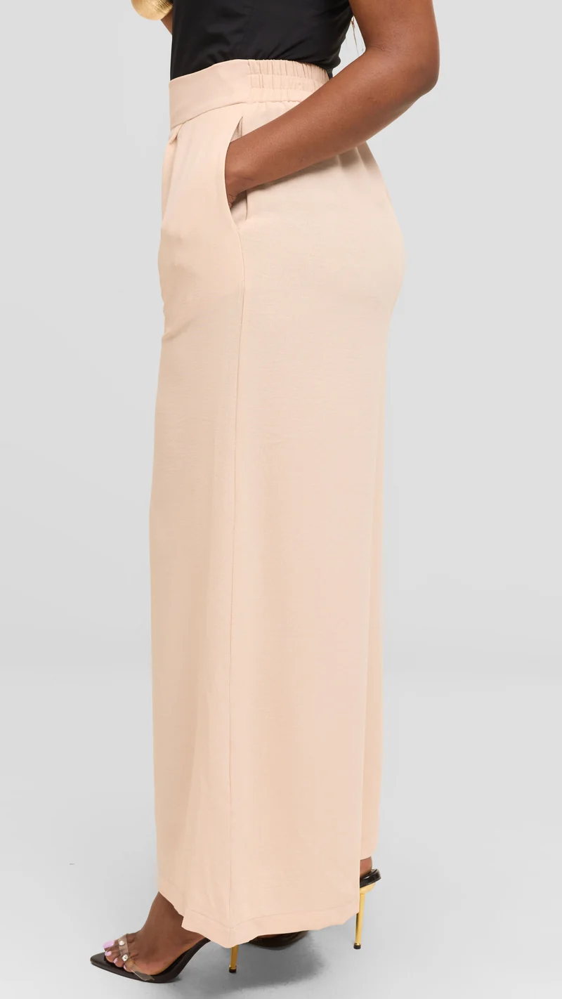Vivo Wide Leg Pants in Textured Crepe - Light Beige