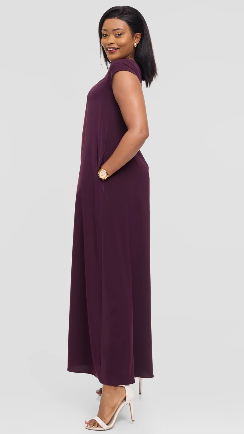 Vivo Basic Round Neck Maxi Dress in Crepe - Mulberry