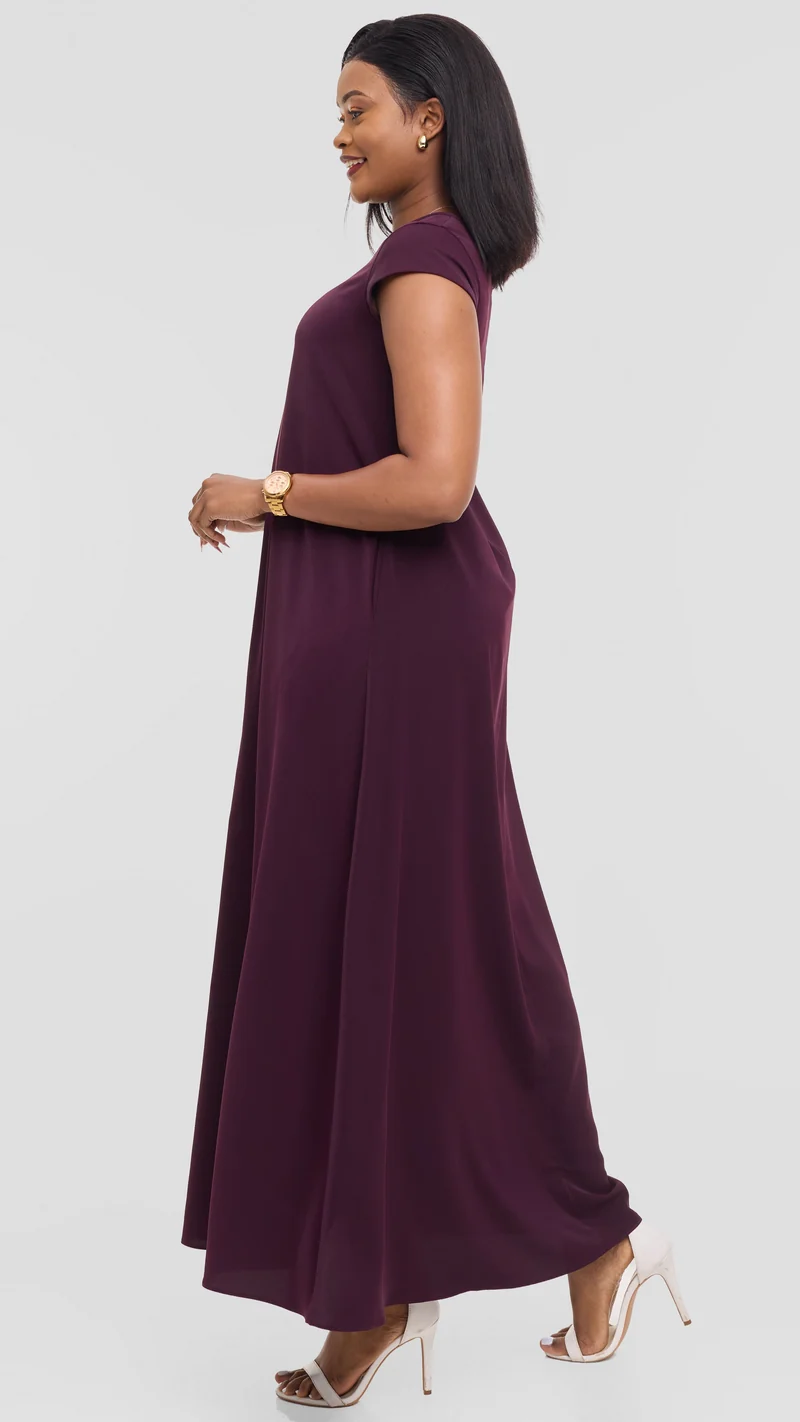 Vivo Basic Round Neck Maxi Dress in Crepe - Mulberry