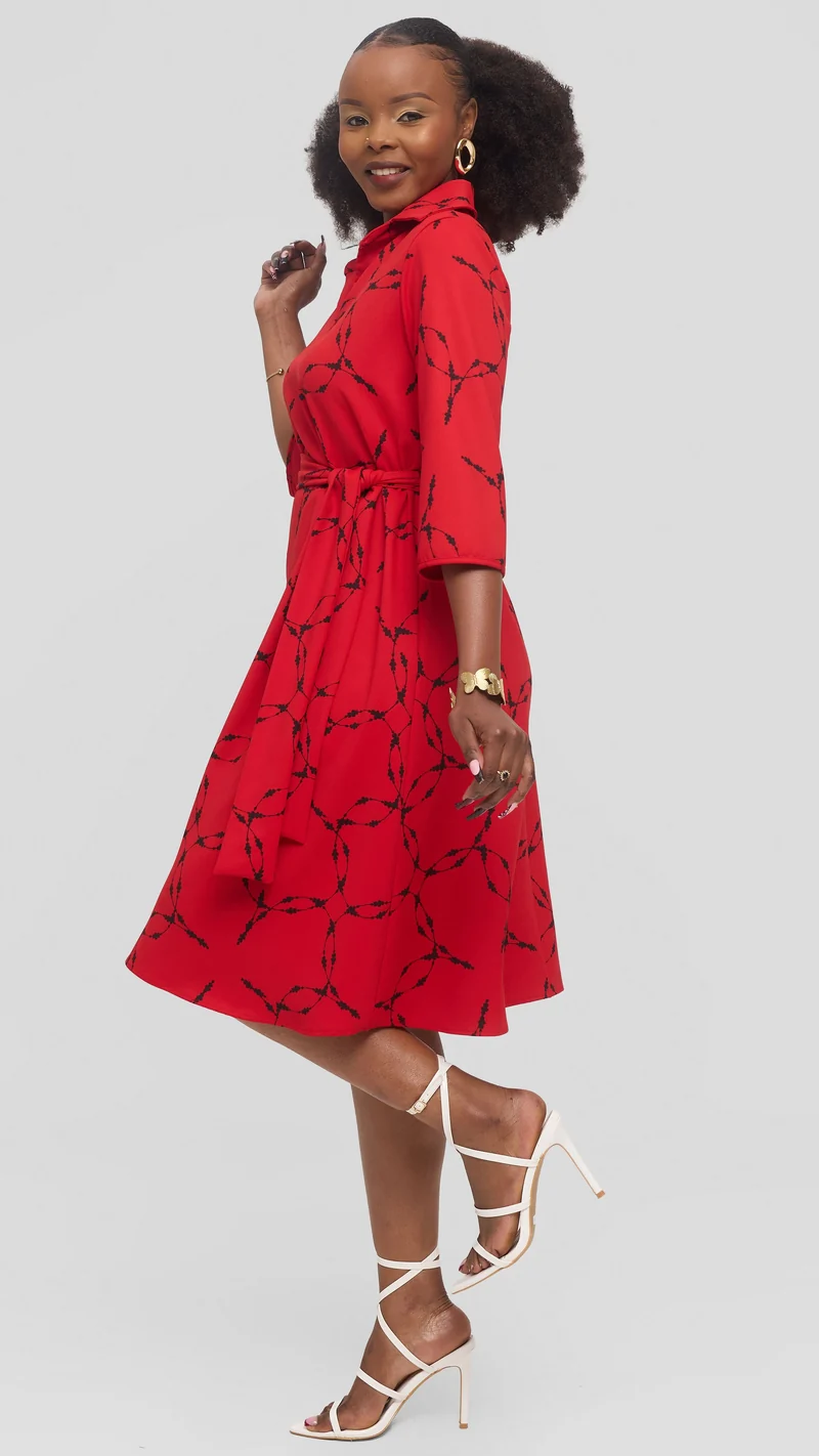 Vivo Zuri 3/4 Sleeve Knee Length Dress in Crepe - Red / Black Shina Print
