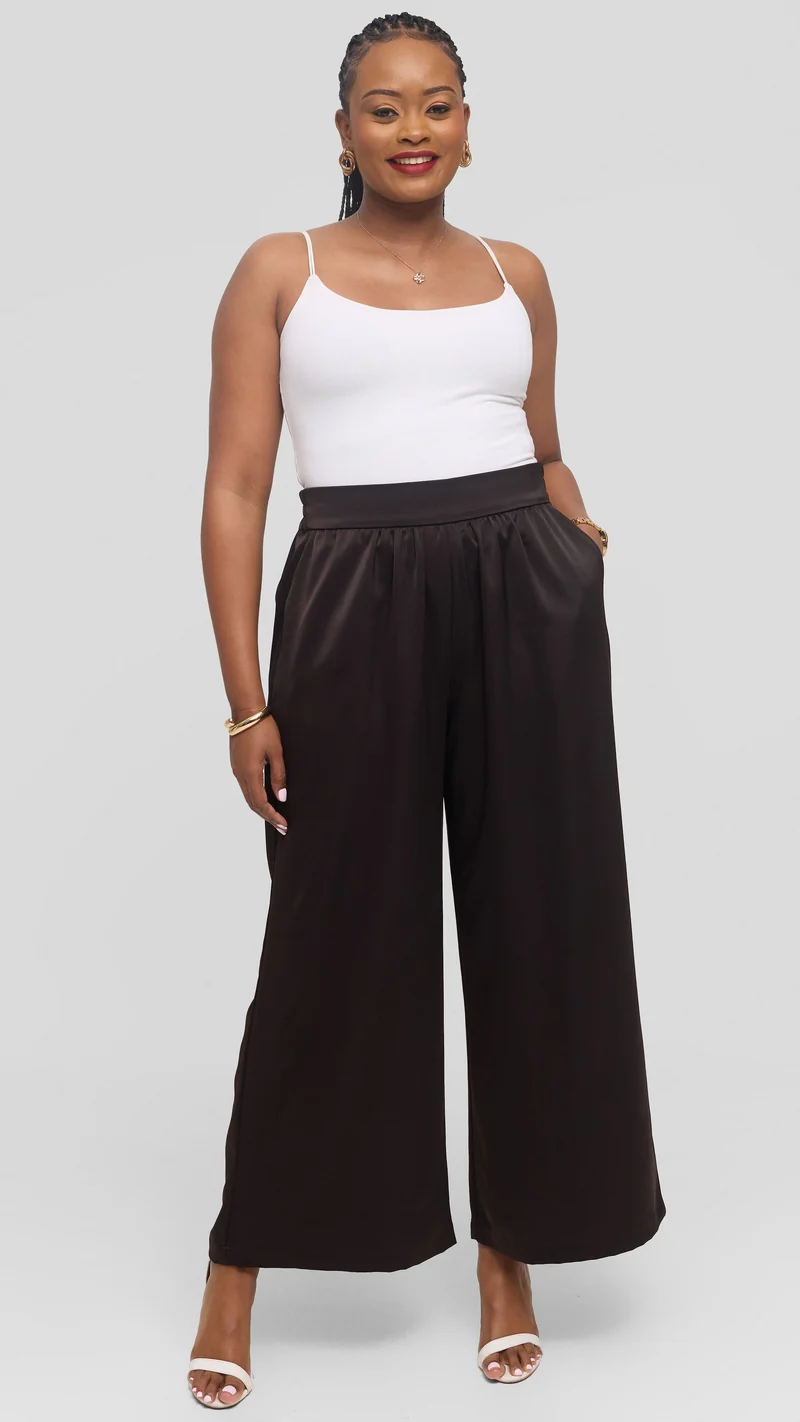 Vivo Gathered Waist Pants in Satin - Dark Brown