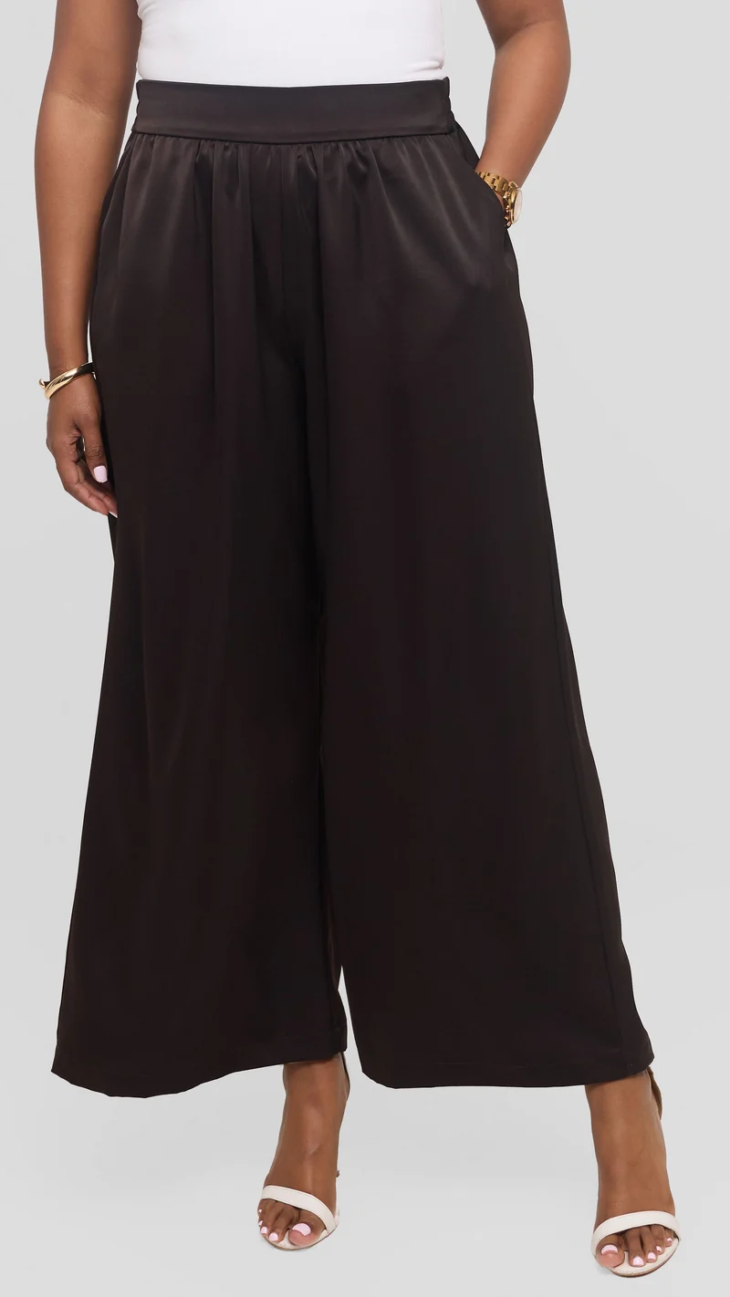 Vivo Gathered Waist Pants in Satin - Dark Brown