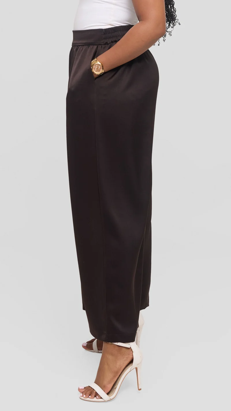 Vivo Gathered Waist Pants in Satin - Dark Brown