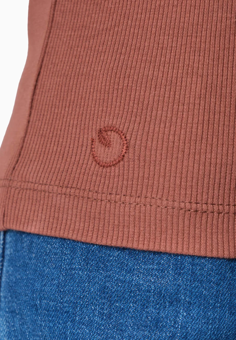 SOFFIA | Rib Top aus Bio-Baumwolle