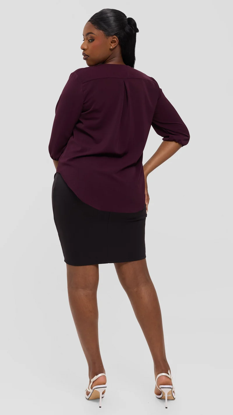 Vivo Dua 3/4 Sleeved V Neck Shirt in Crepe - Mulberry