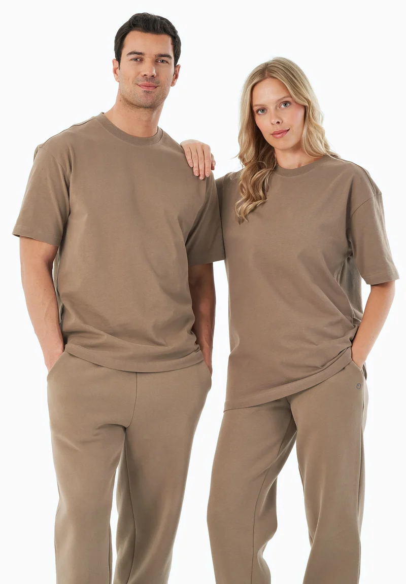 TUSSEM | Essentials Travel Unisex T-Shirt aus Bio-Baumwolle