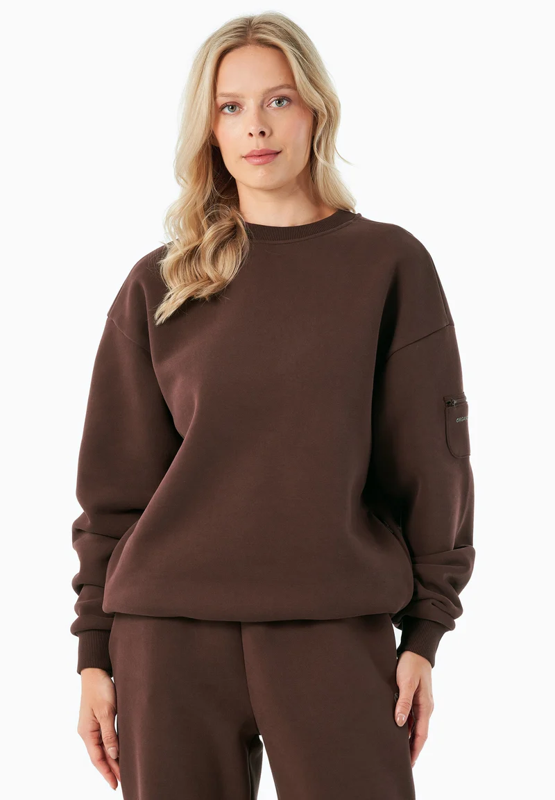 SAYLORR | Essentials Travel Unisex Sweatshirt aus Bio-Baumwolle und recyceltem Polyester